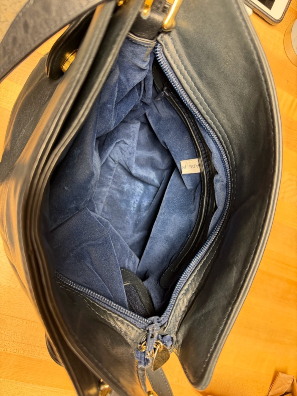 VTG Brio! Genuine Leather Navy Shoulder Bag - Picture 9 of 9